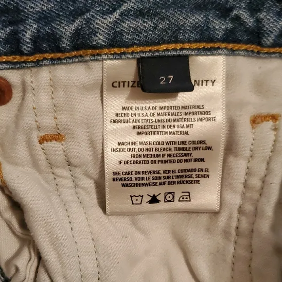 Citizens of Humanity Premium Vintage Emory Denim Shorts – Button Fly &amp; Raw Hem