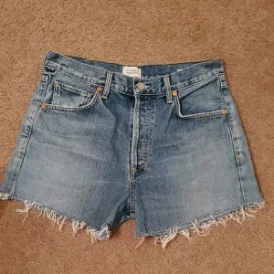 Citizens of Humanity Premium Vintage Emory Denim Shorts – Button Fly &amp; Raw Hem