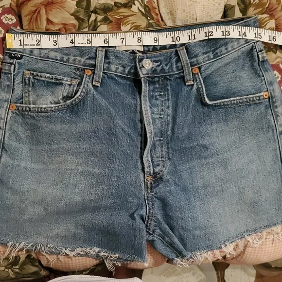 Citizens of Humanity Premium Vintage Emory Denim Shorts – Button Fly &amp; Raw Hem