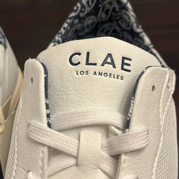 Clae Los Angeles Malone Lite Leather shoes sneakers white paisley Mens Size 10.5