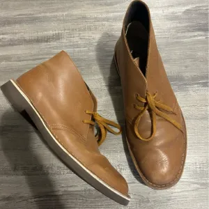 Clarks Bushacre Brown Leather Chukka Boots