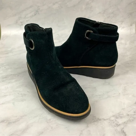 Clarks Collection Sharon Spring Suede Ankle Boots Booties Shoes Black Size 8