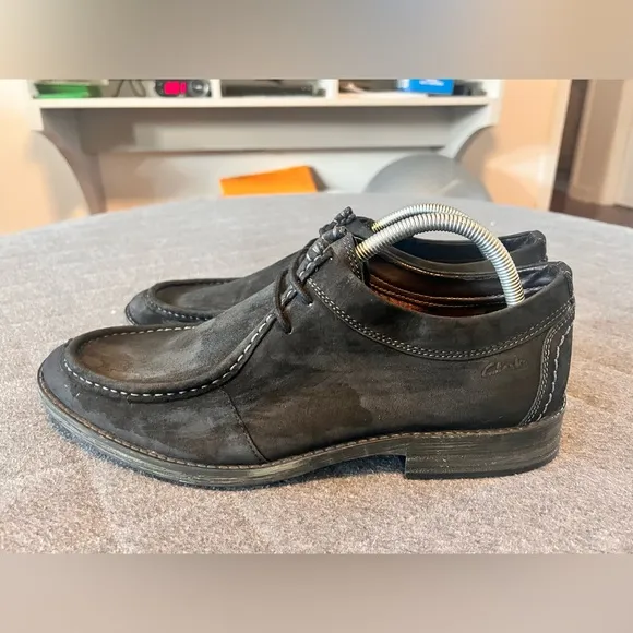 CLARKS Delsin Rise 11 M Black Suede Leather Oxford Lace Up Shoes Excellent Cond