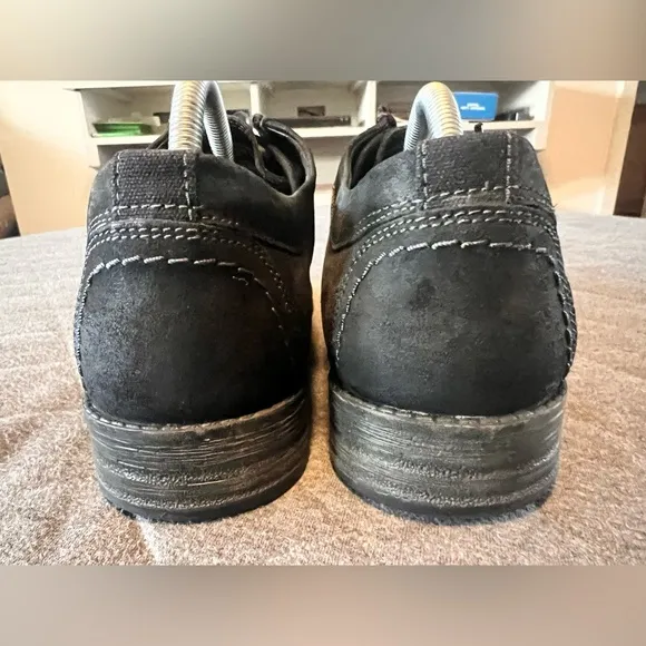 CLARKS Delsin Rise 11 M Black Suede Leather Oxford Lace Up Shoes Excellent Cond