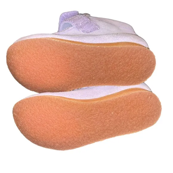 Clarks orginal wallabees toddler purple suede booties size 7 lilac shoes