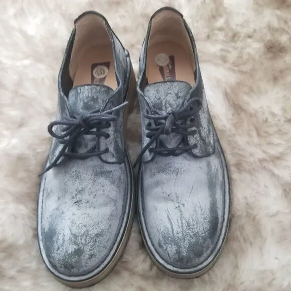 CLARKS ORIGINALS Maru London Distressed Oxford Shoes Blue Size 10 (Run Small)