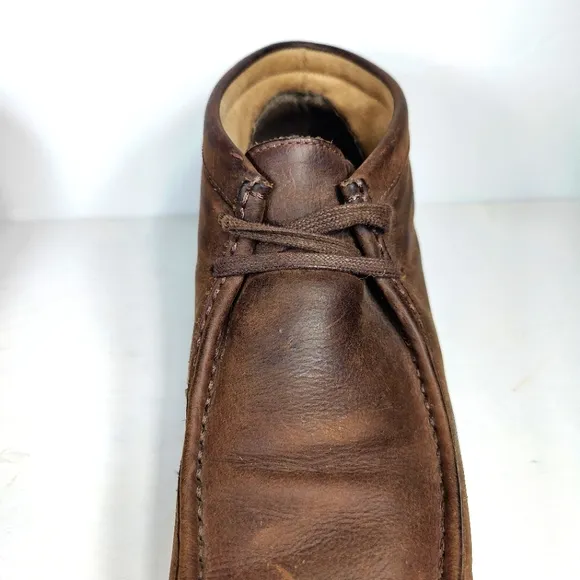 Clarks Stinson Hi  Brown Leather Chukka Brown Smooth Beeswax Men's Shoe Mens 11M