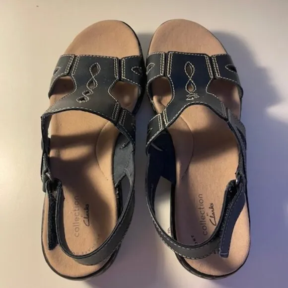 Clarks Ultimate Comfort Collection Navy Leather Sandals Size 7 New