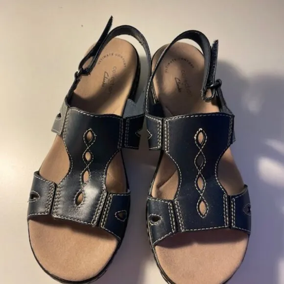 Clarks Ultimate Comfort Collection Navy Leather Sandals Size 7 New