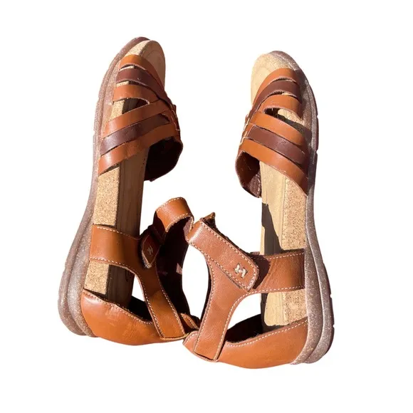 Clarks Women's Roseville Cove Brown Leather Sandals Sz 8M Ultimate Comfort