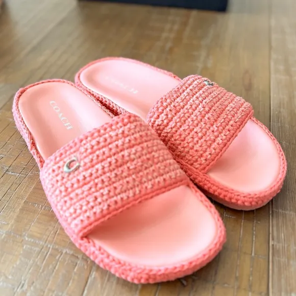 Coach Averie Crochet Flower Pink Sandals