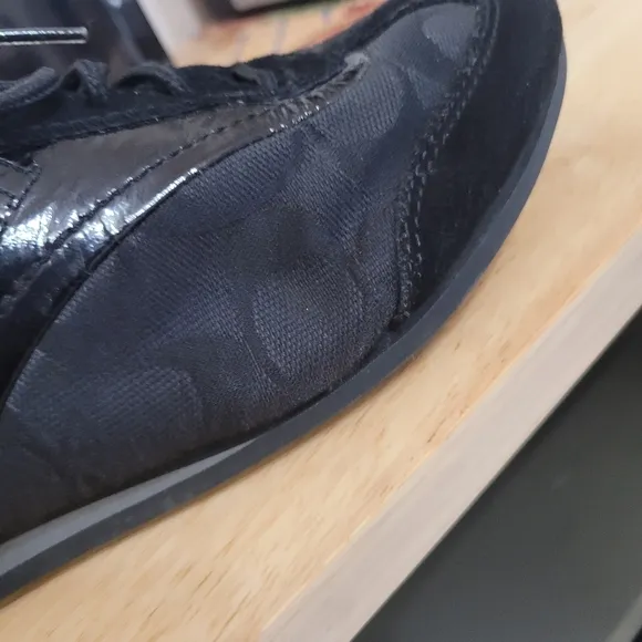 Coach Kodie Signature Black Suade Patent Leather Sneakers Women's Size 8