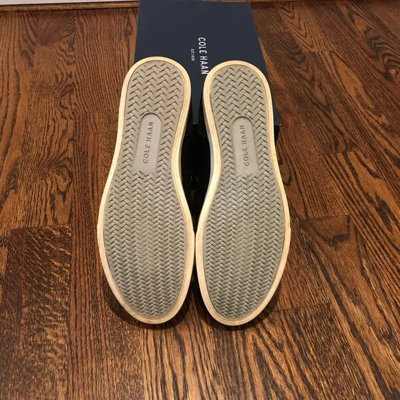 Cole Haan Black Leather Low Top Shoes