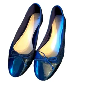 COLE HAAN Blue Denim Ballet Flats with Patent Leather Cap Toe Bow Accent Navy