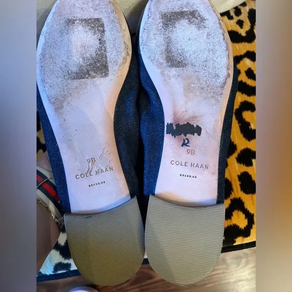 COLE HAAN Blue Denim Ballet Flats with Patent Leather Cap Toe Bow Accent Navy