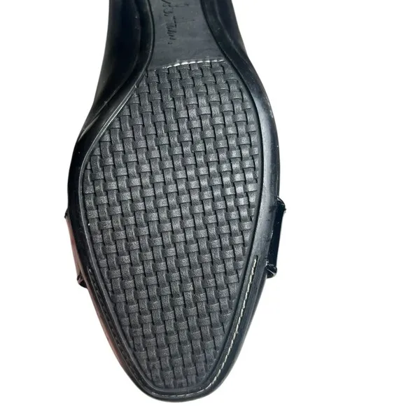 Cole Haan Heels Womens 10 Black Leather Black Buckle Kitten Pump Buckle Shoes