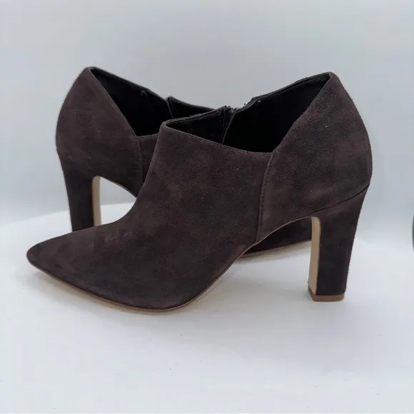 COLE HAAN VESTRY POINTED TOE SUEDE HEEL ANKLE BOOT SZ 8 CLR DK CHOCOLATE BROWN