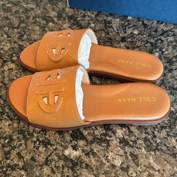 Cole Haan Women's Tan logo Flynn Slide Sandals NIB 5