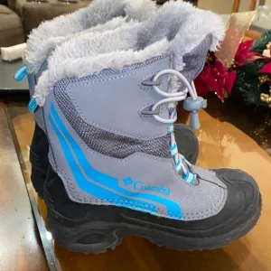 Columbia Kids Snow Boots. Size 2
