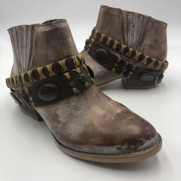 Corral Tobacco Harness &amp; Studs Round Toe Leather Ankle Boots Size 8.5 M