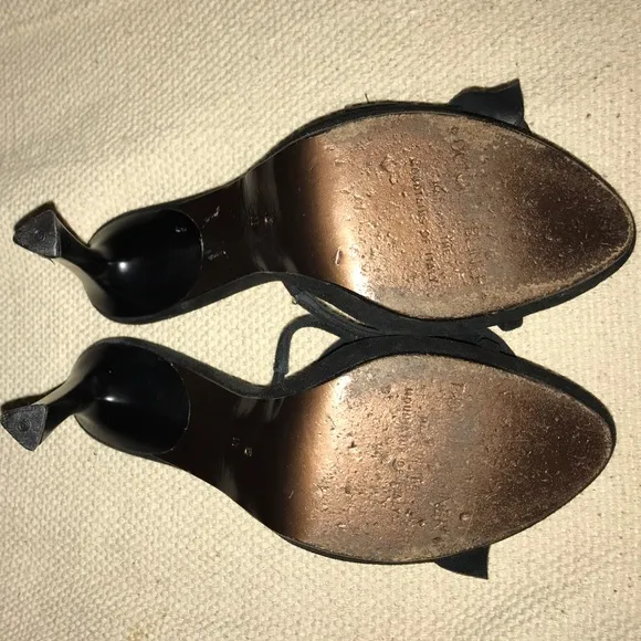 COUTURE DONALD J PLINER Rose Black Leather High Heels