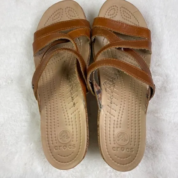 Crocs A-Leigh Mini Leather Wedge Cocoa, size 9‎