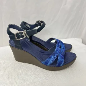 Crocs Leigh II Sandals Womens 8 Blue Ankle Strap Buckle Comfort Wedge Shoes