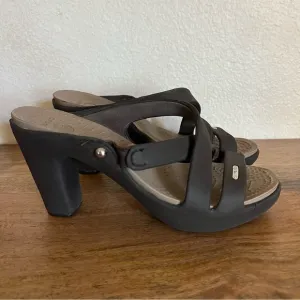 Crocs Womens Cyprus IV Sandal Block Heels Shoes Brown Slip OnCriss Cross Sz 6