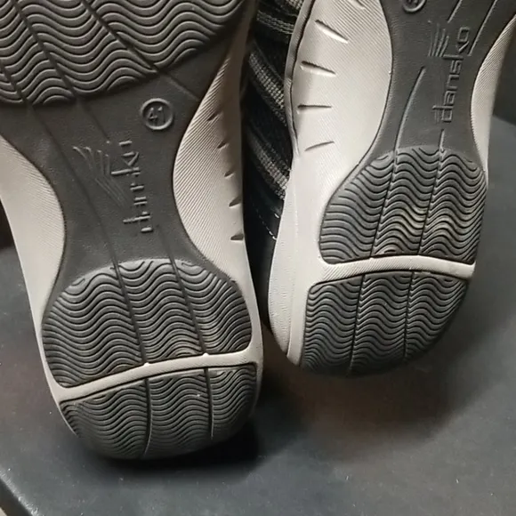 Dansko Honor Shoes
