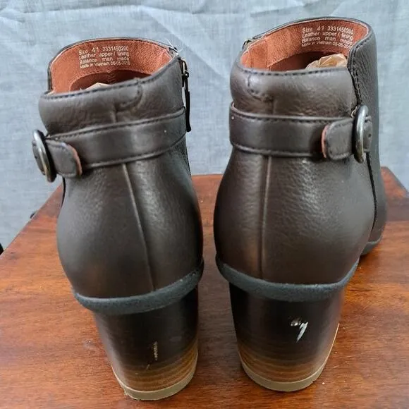 Dansko leather boots brown Womens size 41  (10.5 - 11) ankle booties