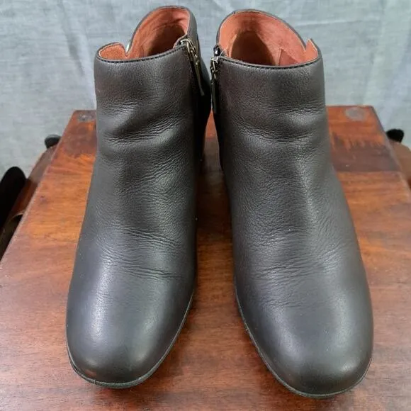 Dansko leather boots brown Womens size 41  (10.5 - 11) ankle booties
