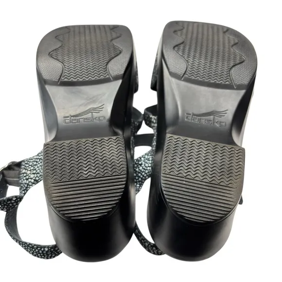 Dansko Sandi Comfort Chunky Heel Black Ankle Strap Sandals Womens Shoe 38 7.5 /8