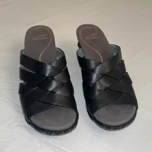 Dansko Tory black strappy heeled cutout wedge sandals size EU 39