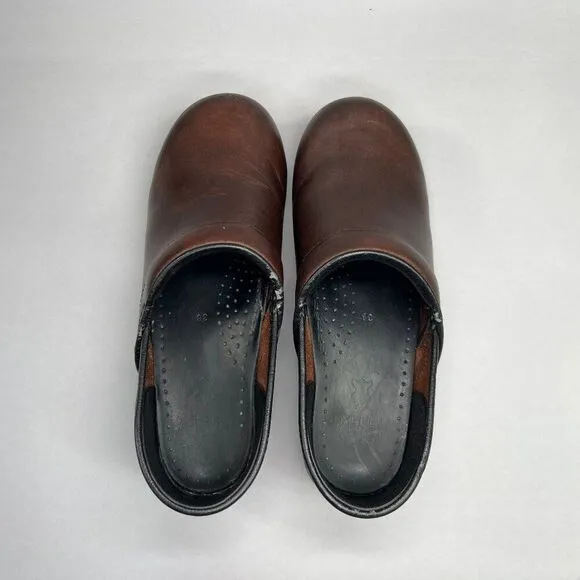Dansko Women's Size 8 Professional Brown Leather Clogs