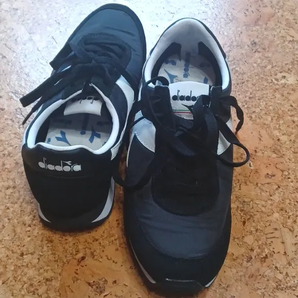 Diadora Women's Athletic Shoes Size 8.5