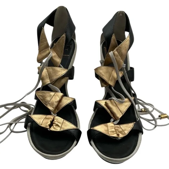 Diane von Furstenberg lace up gladiator heel Size‎ 8.5