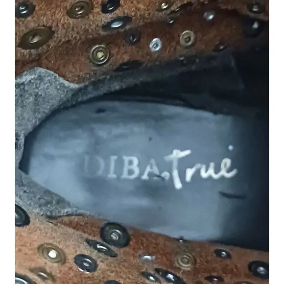 Diba True Flying Solo Ankle Boot Brown Distressed Leather Flat Round Studs Sz 8