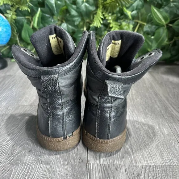 Diesel Men's Fashion Sneakers -Voyager Shoes Men’s Size 7.5