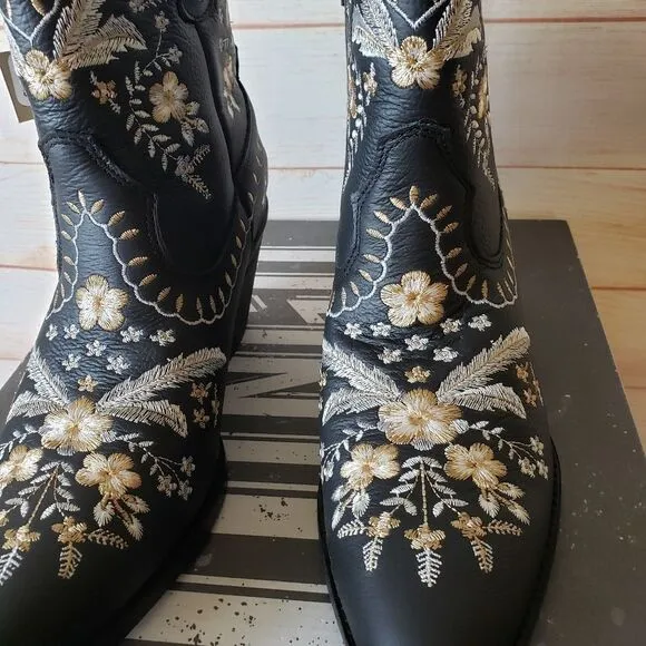 Dingo Primrose Western Cowboy Ankle Boots Booties Embroidered Leather Black 8.5M