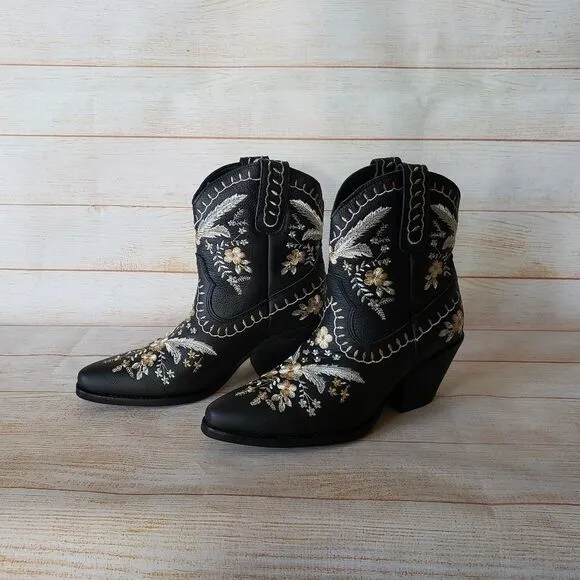Dingo Primrose Western Cowboy Ankle Boots Booties Embroidered Leather Black 8.5M