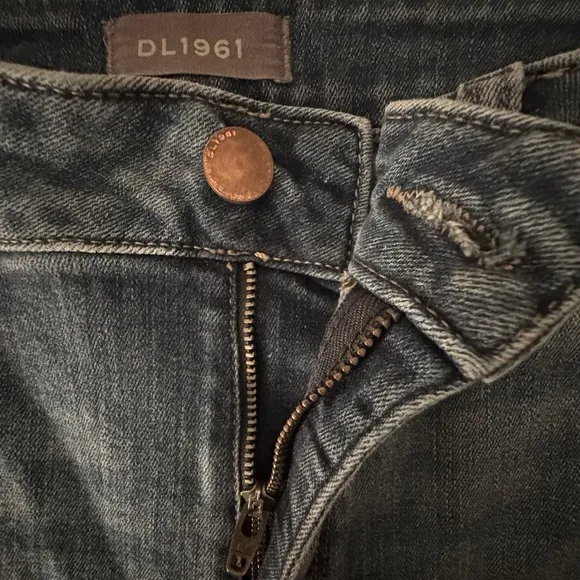 DL1961 ‘Bridgette’ Cropped Bootcut Jean in Alma Wash Size 30