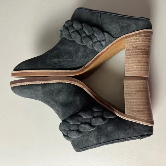 Dolce Vita Serla Womens Suede Pointed Toe Mules Size 7.5 Gray