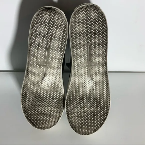 Dolce Vita Stretchy Tatum Slip On  Grey Lace Up White Sole Sneakers Size 9.5.