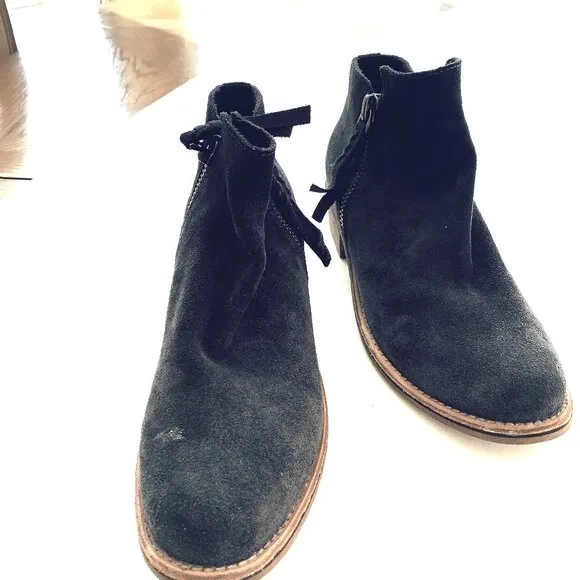 DOLCE VITA WOMAN SUTTON SUEDE ANKLE BOOTIE Sz 9.5 DARK GREY