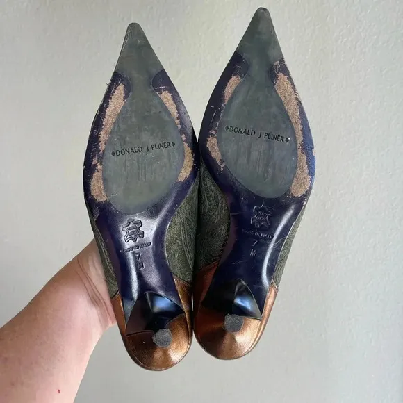 DONALD J. PLINER COUTURE Green Black Paisley Brocade Heels Slides Mules Shoes 7