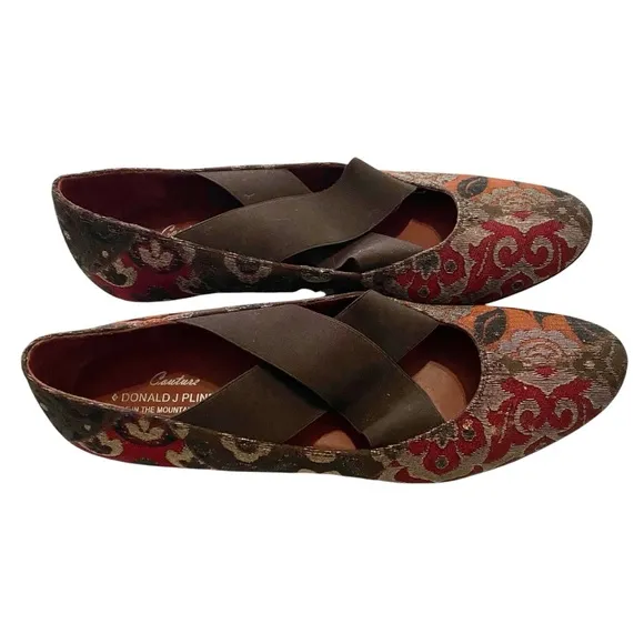 Donald J Pliner Couture Holli Flats Floral Tapestry Slip On Ballet Flats
