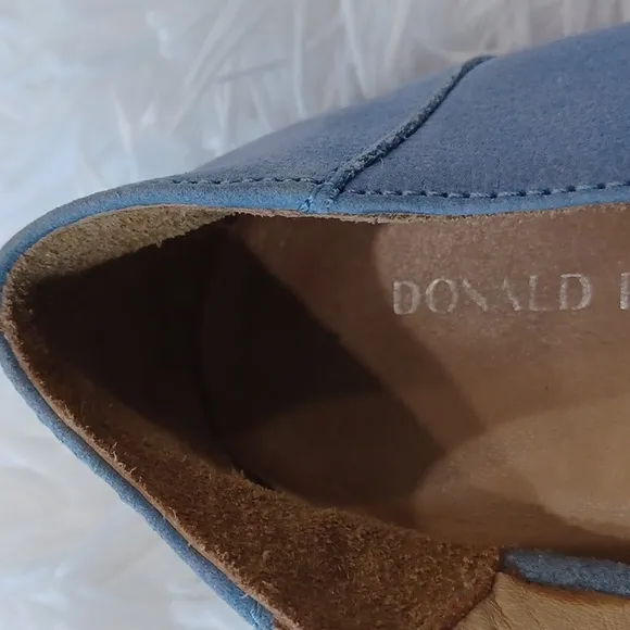 DONALD PLINER Blue Nubuck Suede Shoes Balton Loafer Flats Silver Chain Size 9