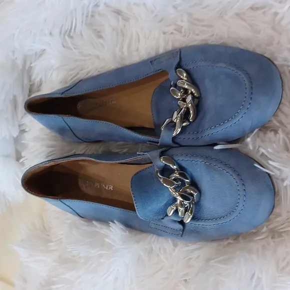 DONALD PLINER Blue Nubuck Suede Shoes Balton Loafer Flats Silver Chain Size 9