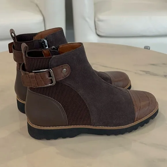 Donald Pliner Cally Calf Suede Ankle Boots.