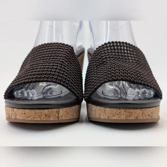 Donald Pliner Fortunea Basic Elastic Strech Sandal Brown Women 7.5M